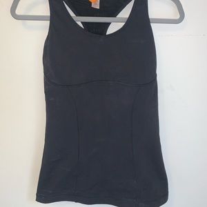 Women’s athletic top